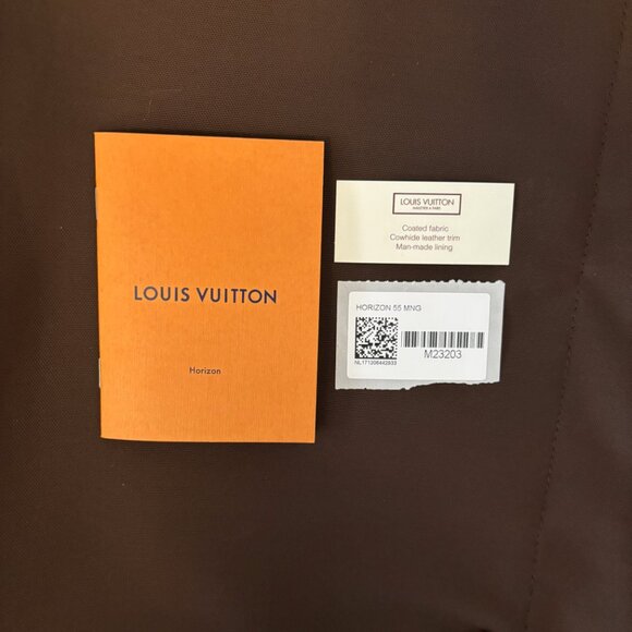 Louis Vuitton - Horizon 50 Monogram Spinner Suitcase - Picture 6 of 16